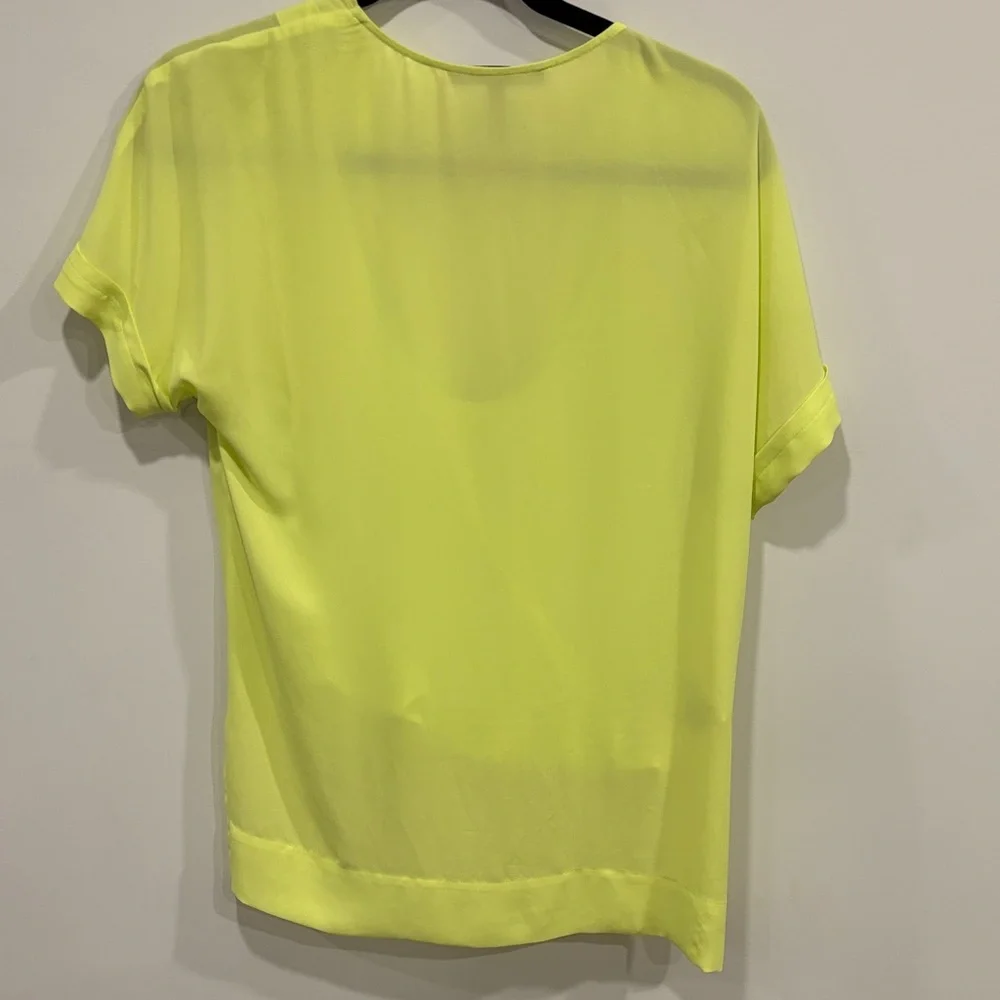 BCBGMaxazria Lime Green Women's Draped Top - Picture 4 of 5
